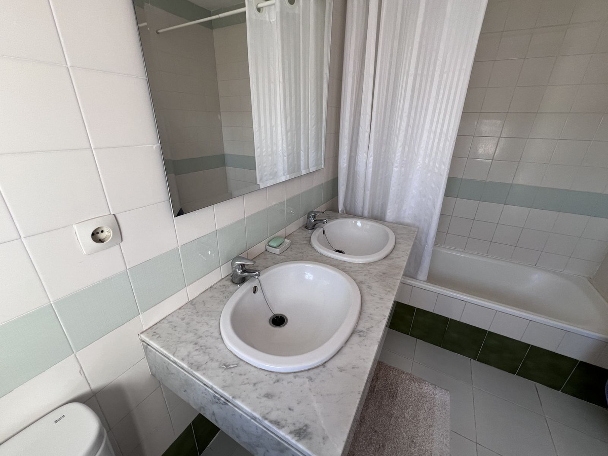 3 Bed Townhouse for sale in Bel Air Costa Del Sol, Málaga, Spain