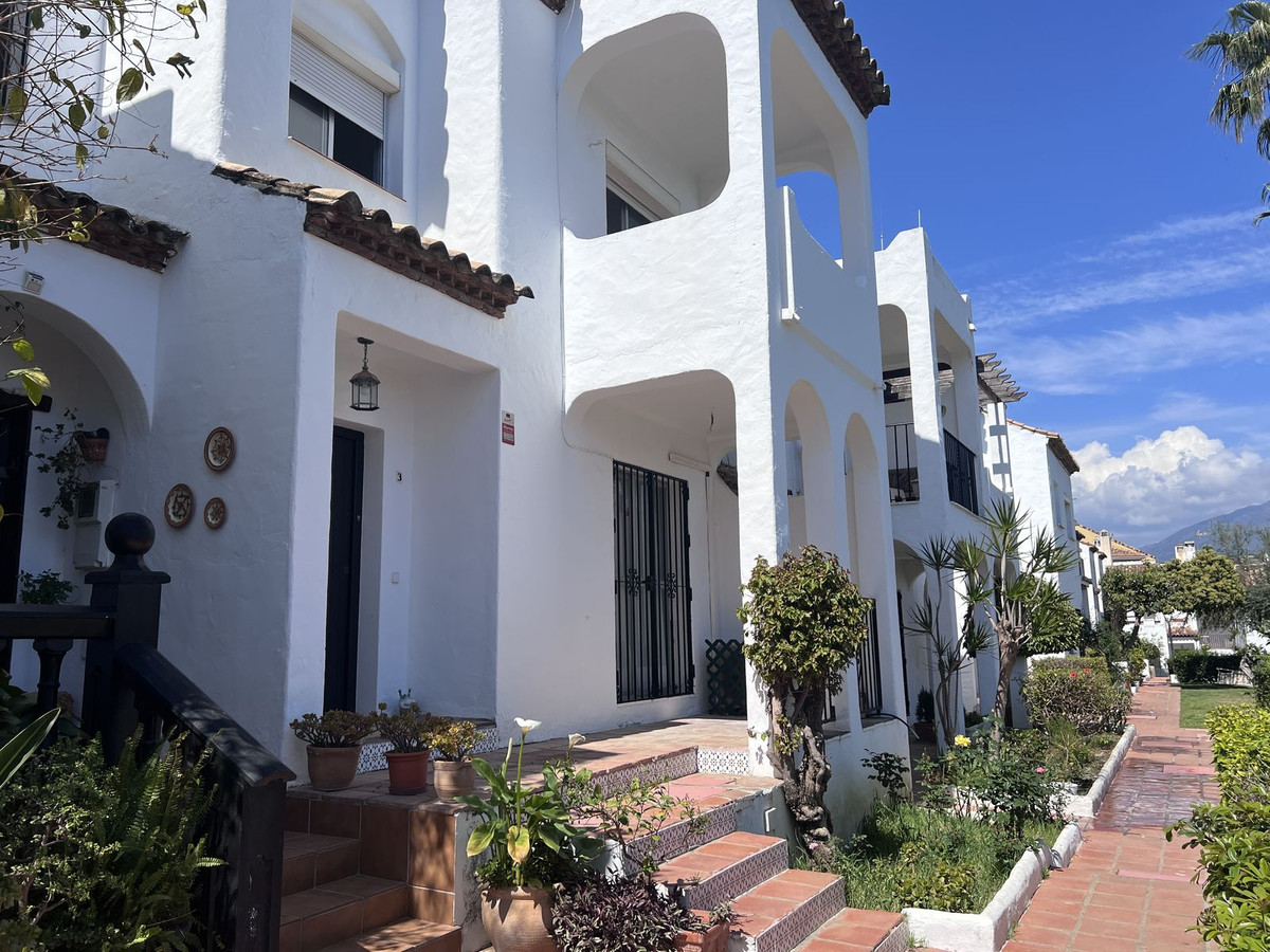 3 Bed Townhouse for sale in Bel Air Costa Del Sol, Málaga, Spain