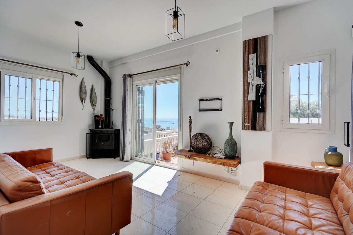 4 Bed Townhouse for sale in Torreblanca Costa Del Sol, Málaga, Spain