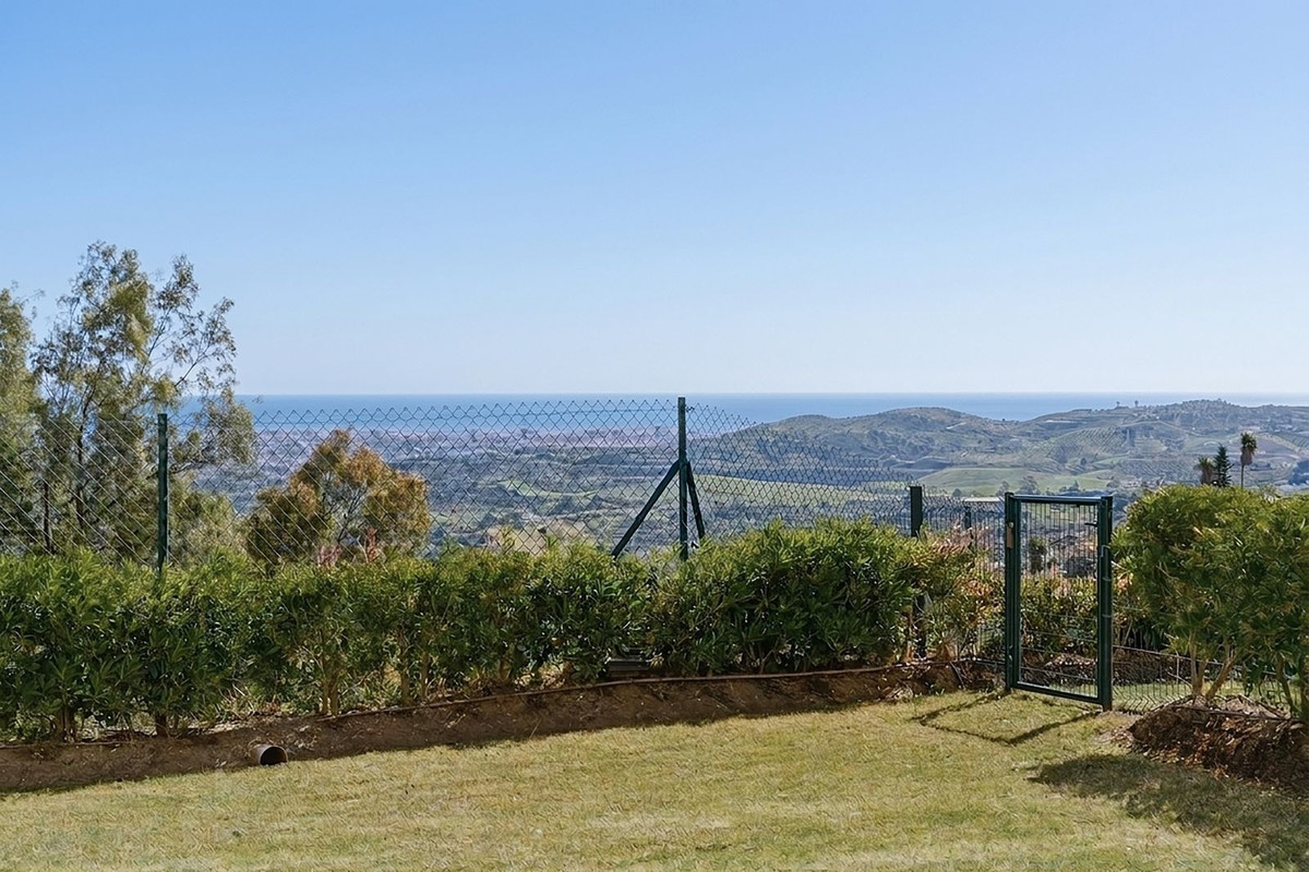 3 Bed Apartment for sale in La Cala Golf Costa Del Sol, Málaga, Spain