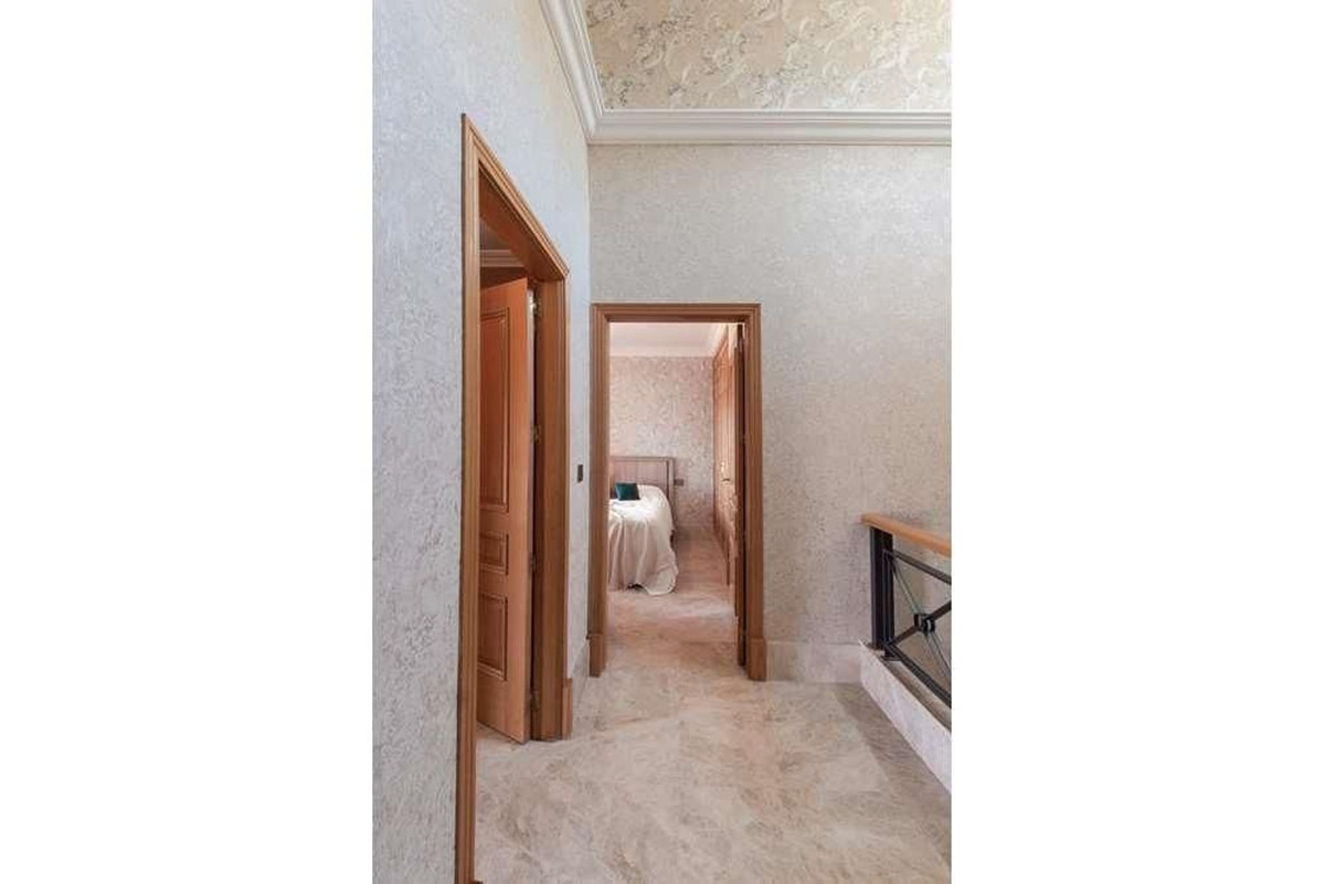 Se vende Villa - Chalet de 3 dormitorios en Costa Del Sol, Málaga, España