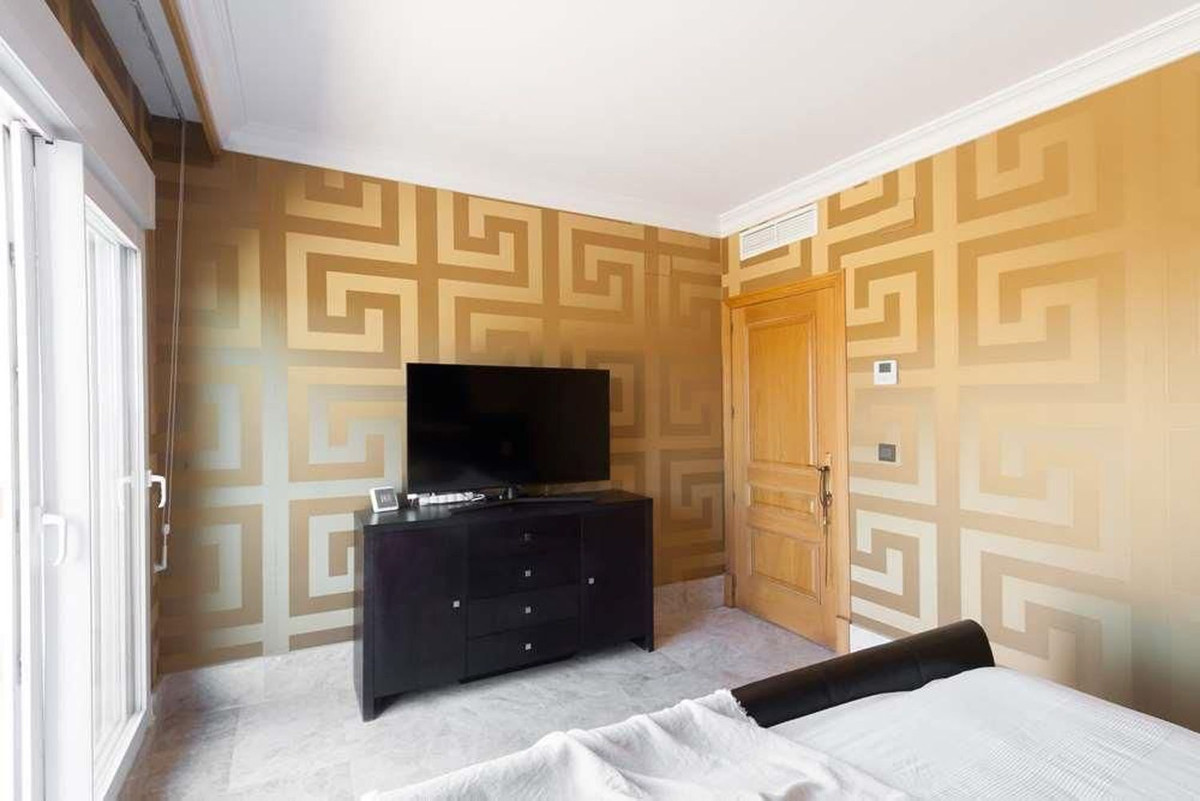 Se vende Villa - Chalet de 3 dormitorios en Costa Del Sol, Málaga, España