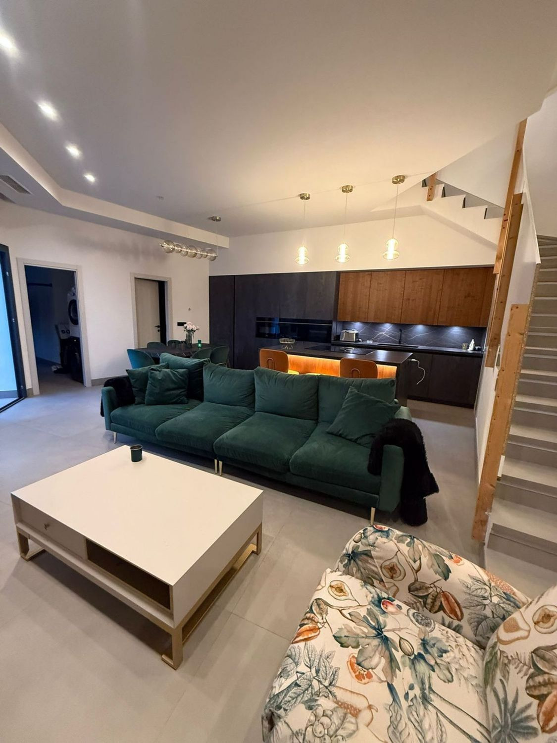 4 Bed Townhouse for sale in La Línea Costa Del Sol, Cádiz, Spain