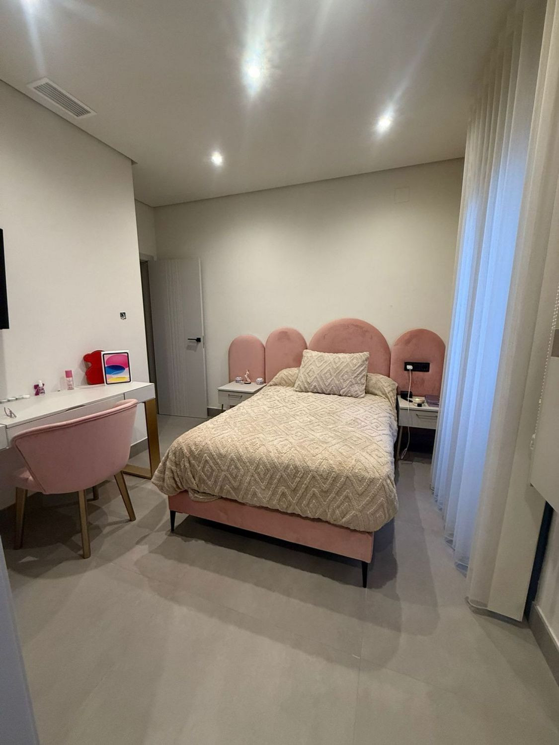 4 Bed Townhouse for sale in La Línea Costa Del Sol, Cádiz, Spain