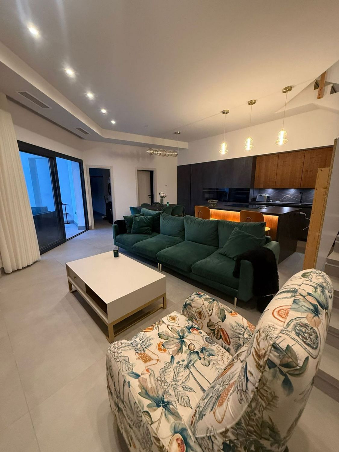 4 Bed Townhouse for sale in La Línea Costa Del Sol, Cádiz, Spain