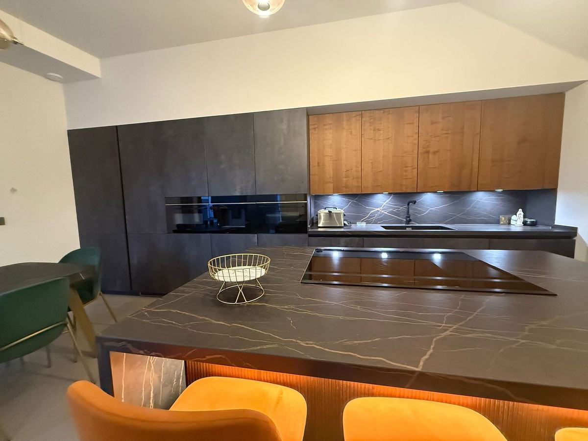 4 Bed Townhouse for sale in La Línea Costa Del Sol, Cádiz, Spain