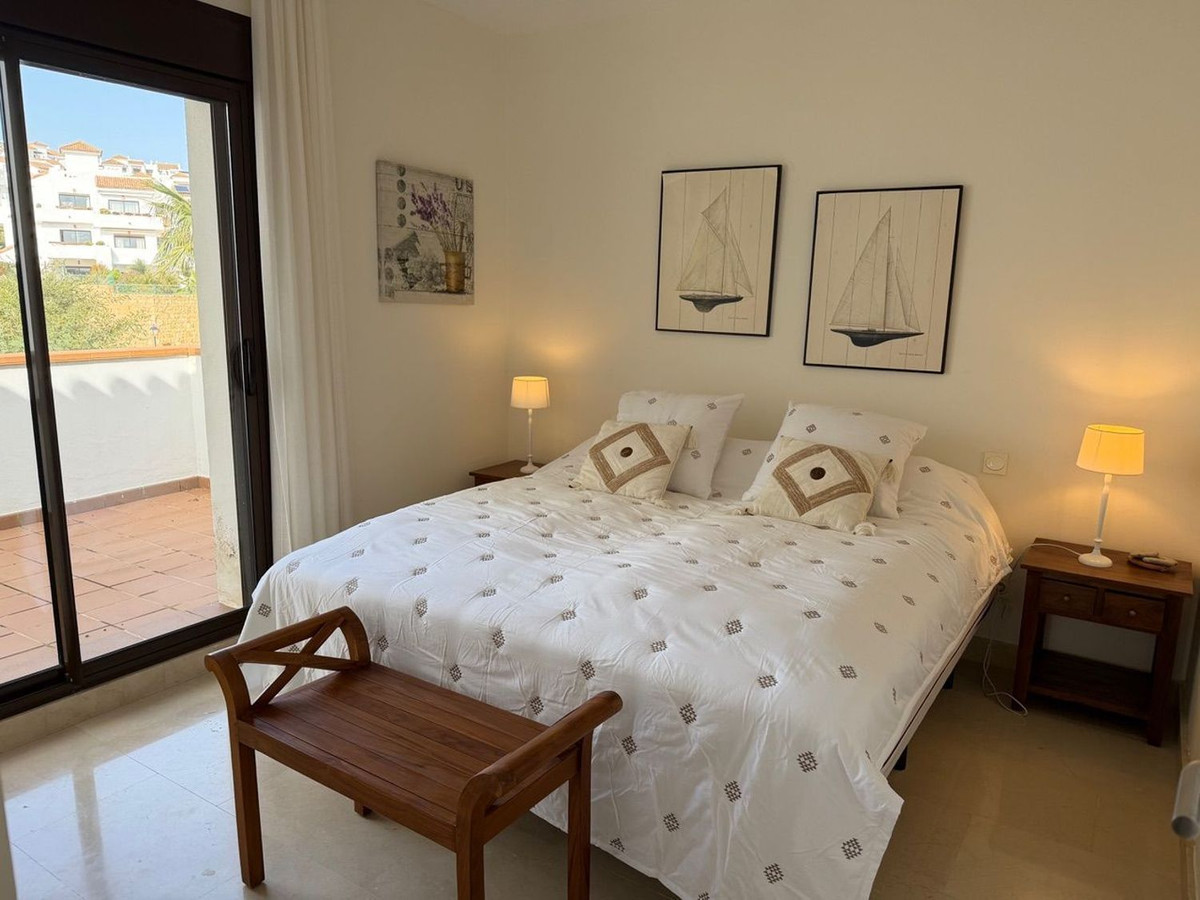 Se vende Ático de 2 dormitorios en Costa Del Sol, Cadiz, España