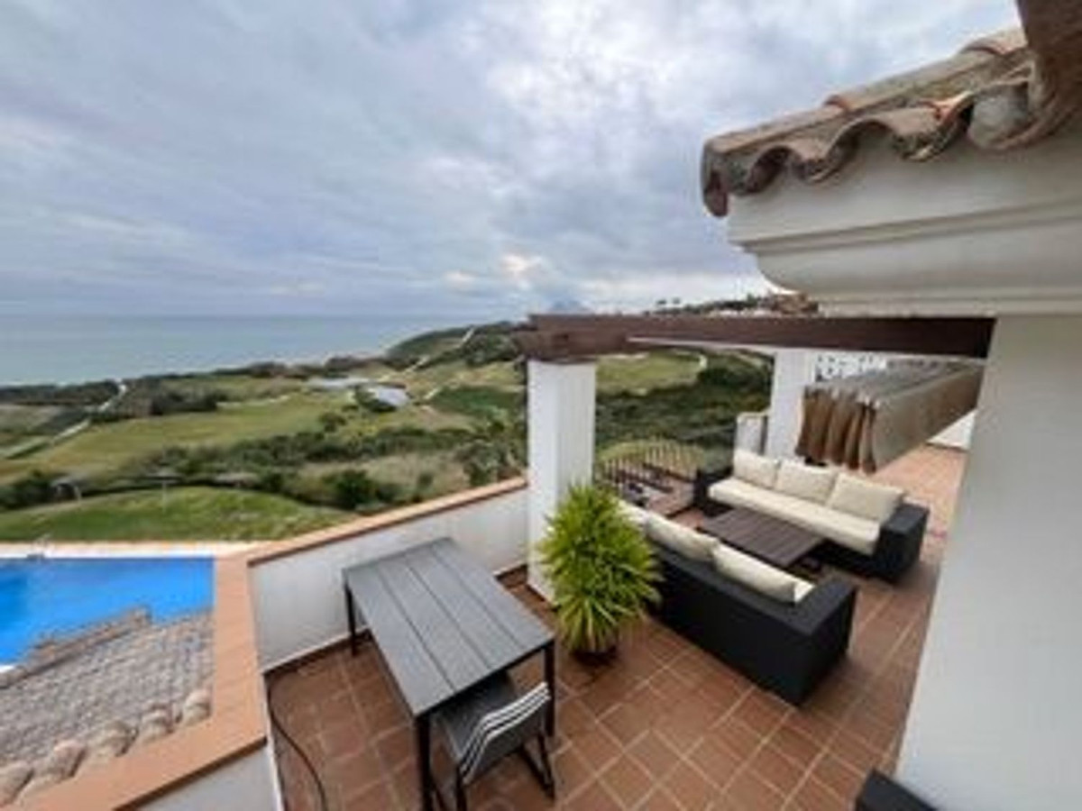 Se vende Ático de 2 dormitorios en Costa Del Sol, Cadiz, España