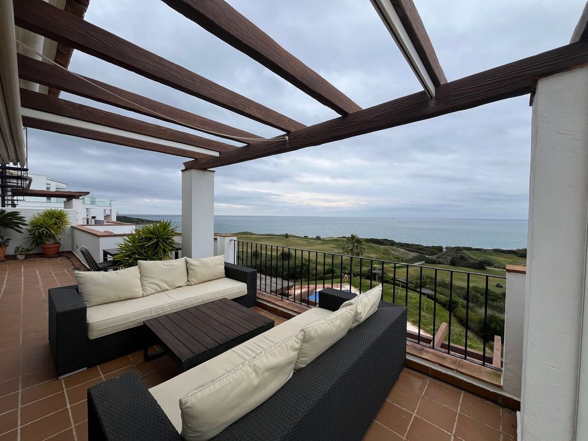 Se vende Ático de 2 dormitorios en Costa Del Sol, Cadiz, España