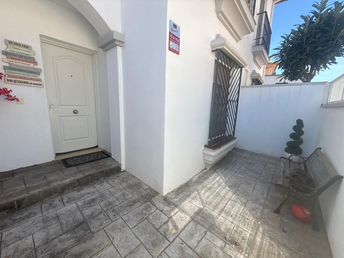 Se vende Adosada de 3 dormitorios en Costa Del Sol, Cadiz, España