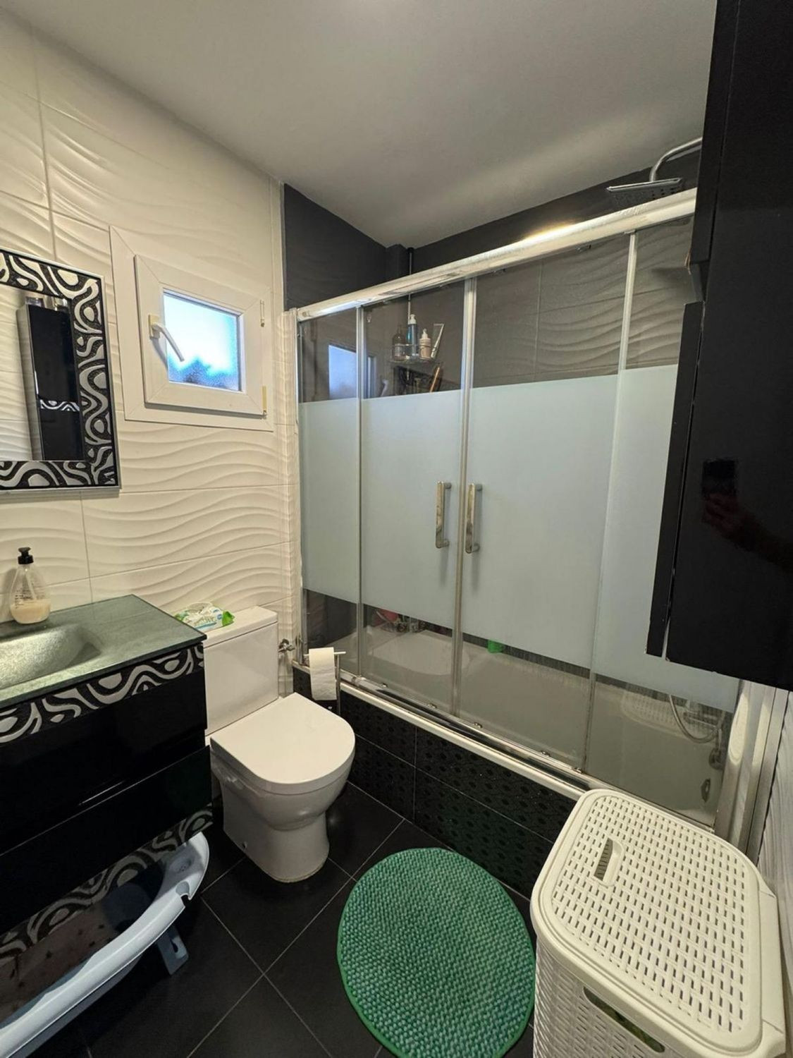 Se vende Adosada de 3 dormitorios en Costa Del Sol, Cadiz, España
