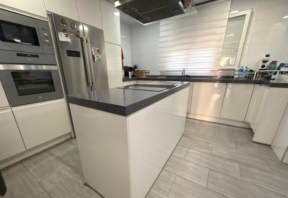 Se vende Adosada de 3 dormitorios en Costa Del Sol, Cadiz, España