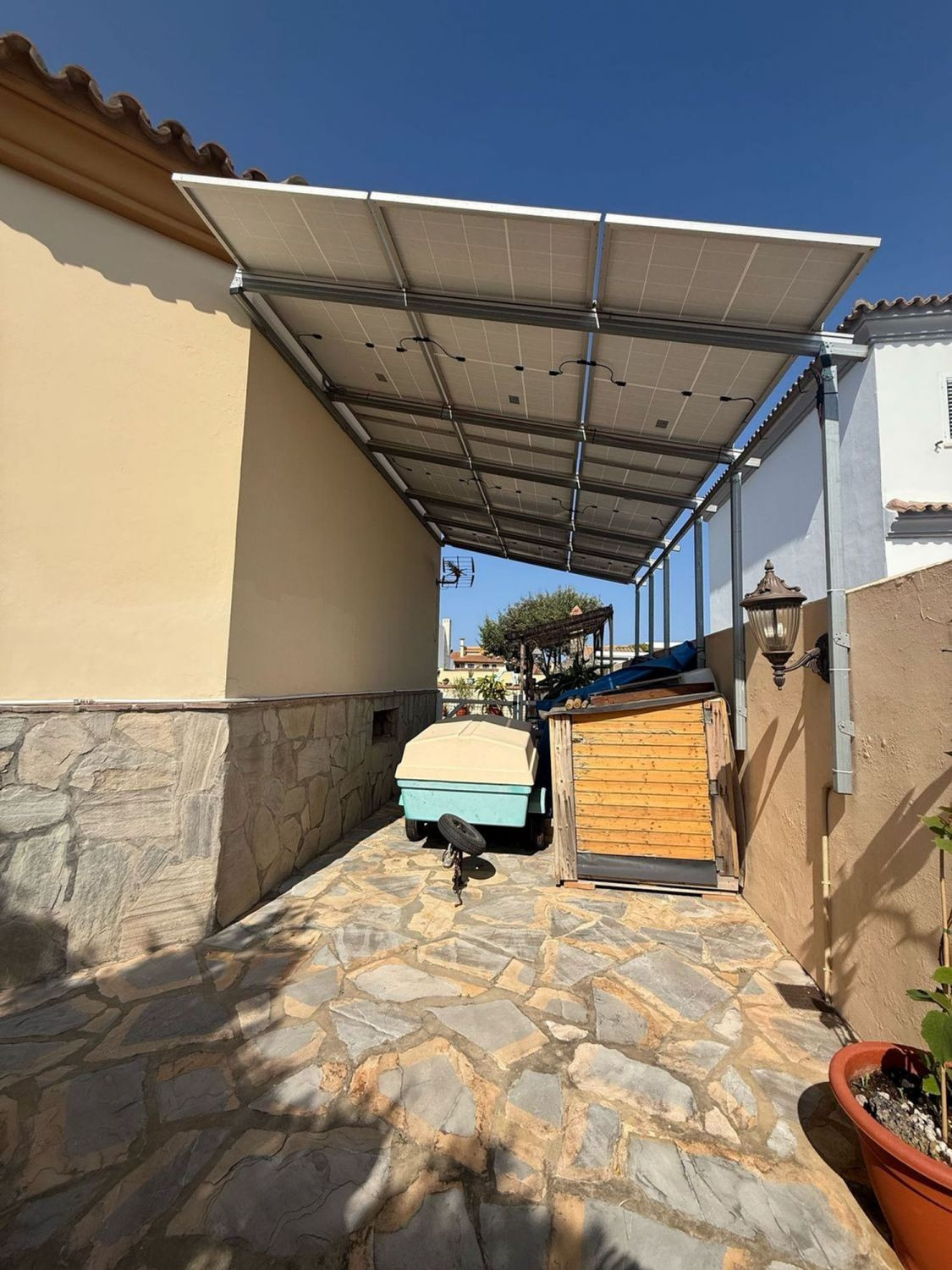 Se vende Villa - Chalet de 4 dormitorios en Costa Del Sol, Cadiz, España