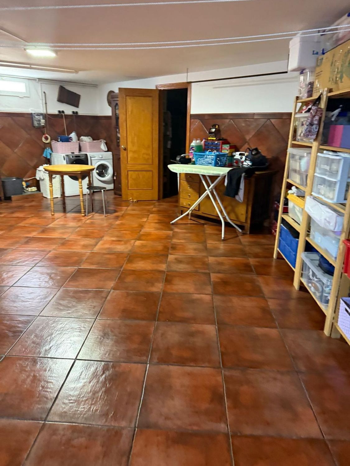 Se vende Villa - Chalet de 4 dormitorios en Costa Del Sol, Cadiz, España