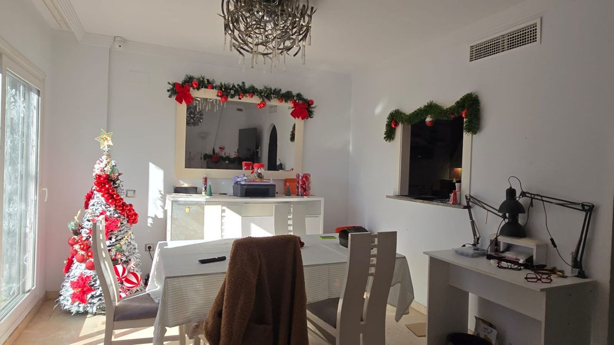 Se vende Adosada de 3 dormitorios en Costa Del Sol, Cadiz, España