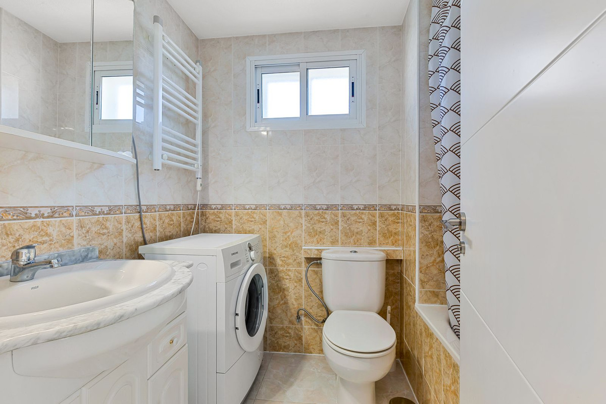 Se vende Apartamento Planta Media de 1 dormitorios en Costa Del Sol, Málaga, España
