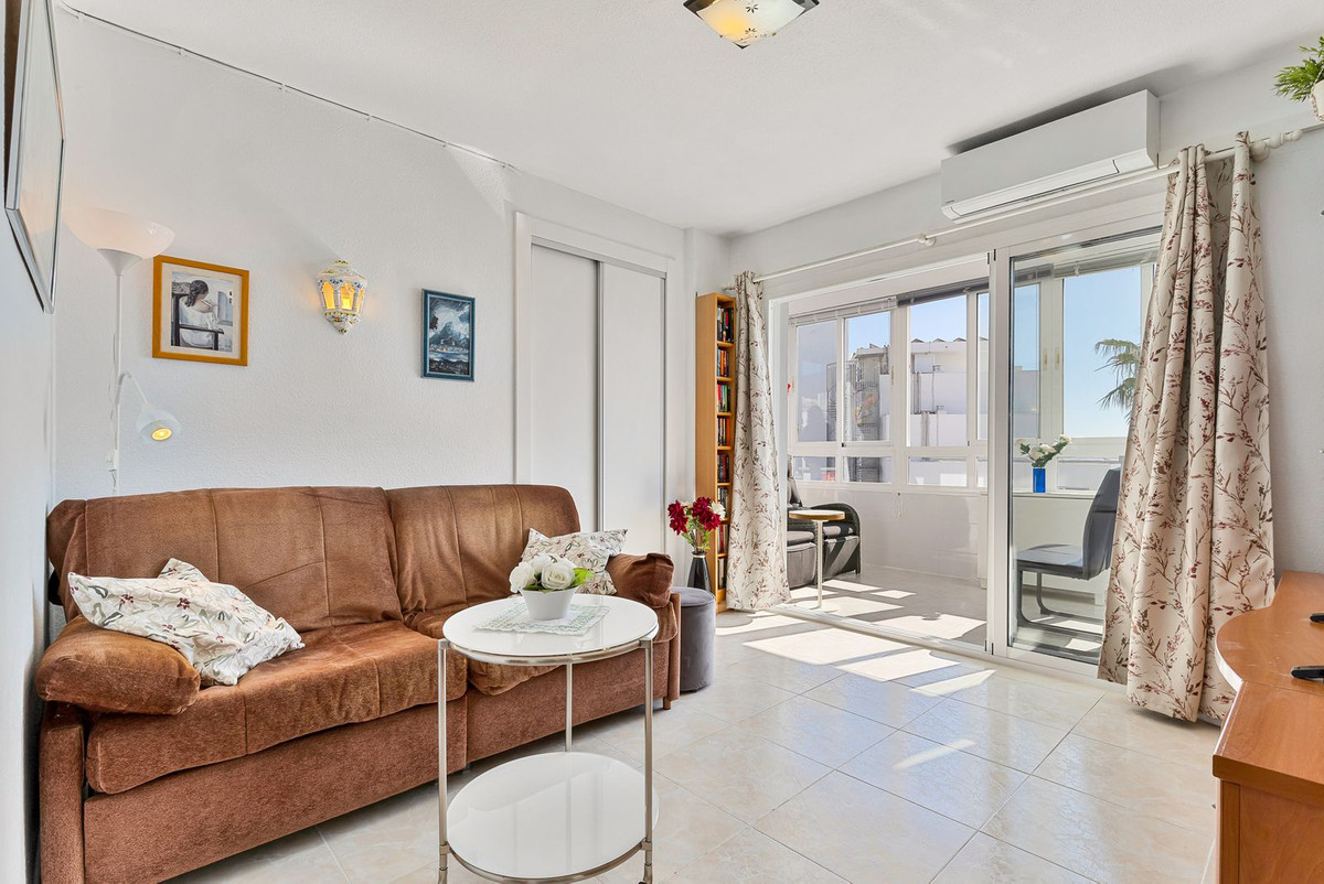 Se vende Apartamento Planta Media de 1 dormitorios en Costa Del Sol, Málaga, España