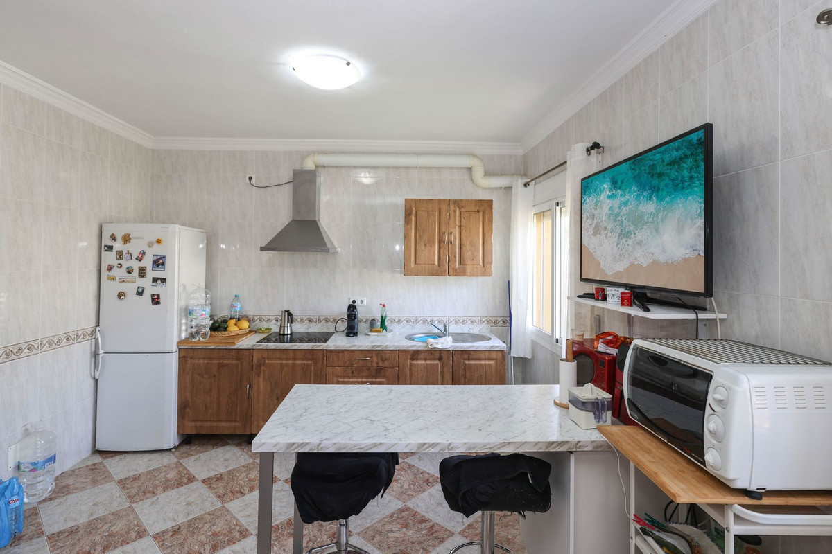 3 Bed Townhouse for sale in Alora Costa Del Sol, Málaga, Spain