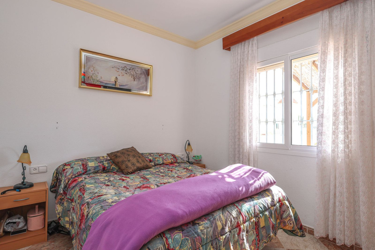 3 Bed Townhouse for sale in Alora Costa Del Sol, Málaga, Spain