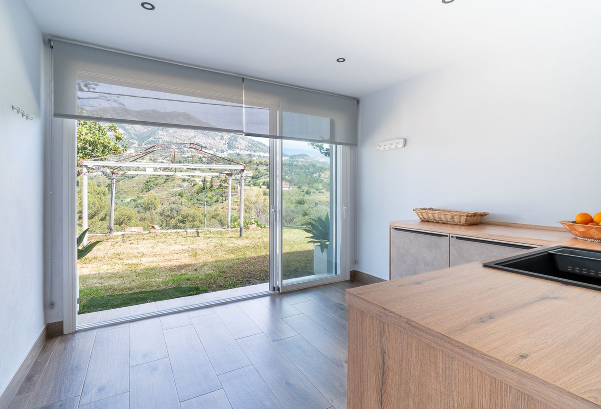 3 Bed Townhouse for sale in Mijas Costa Del Sol, Málaga, Spain