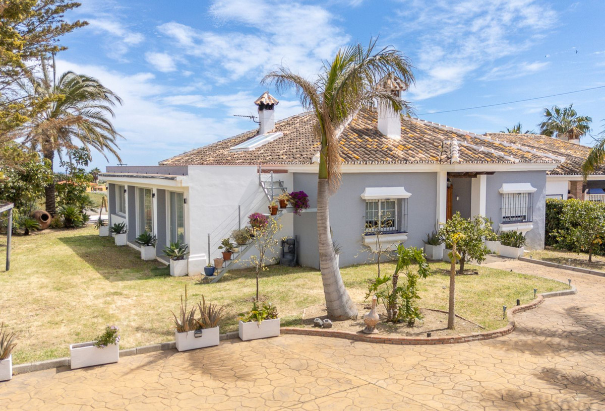 3 Bed Townhouse for sale in Mijas Costa Del Sol, Málaga, Spain