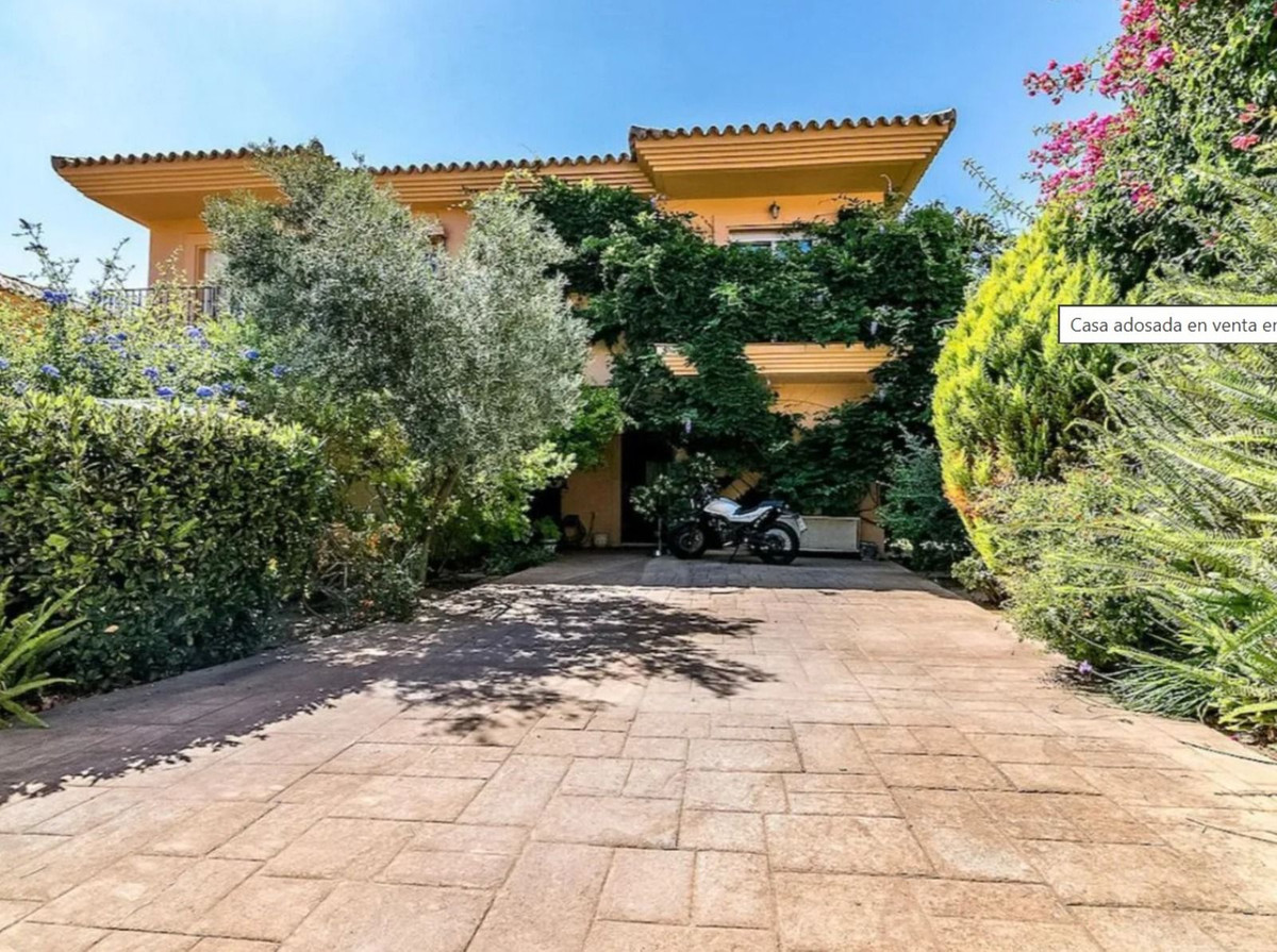 4 Bed Townhouse for sale in Riviera Del Sol Costa Del Sol, Málaga, Spain