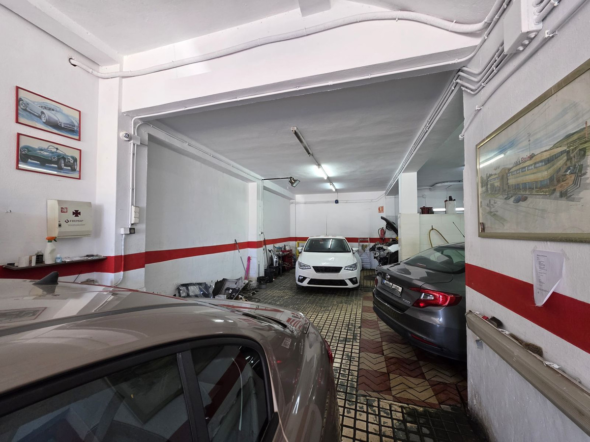 1 Bed Commercial unit for sale in San Pedro De Alcántara Costa Del Sol, Málaga, Spain