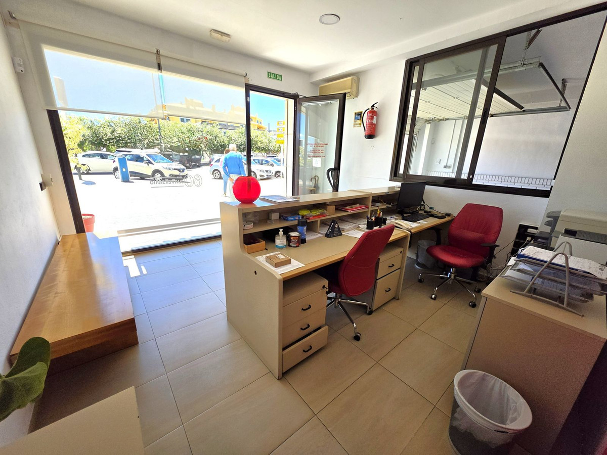 1 Bed Commercial unit for sale in San Pedro De Alcántara Costa Del Sol, Málaga, Spain