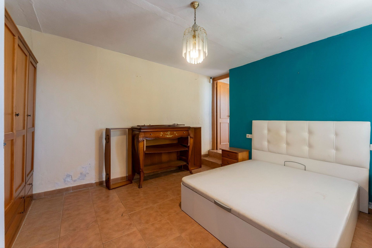 Se vende Finca - Cortijo de 2 dormitorios en Costa Del Sol, Málaga, España