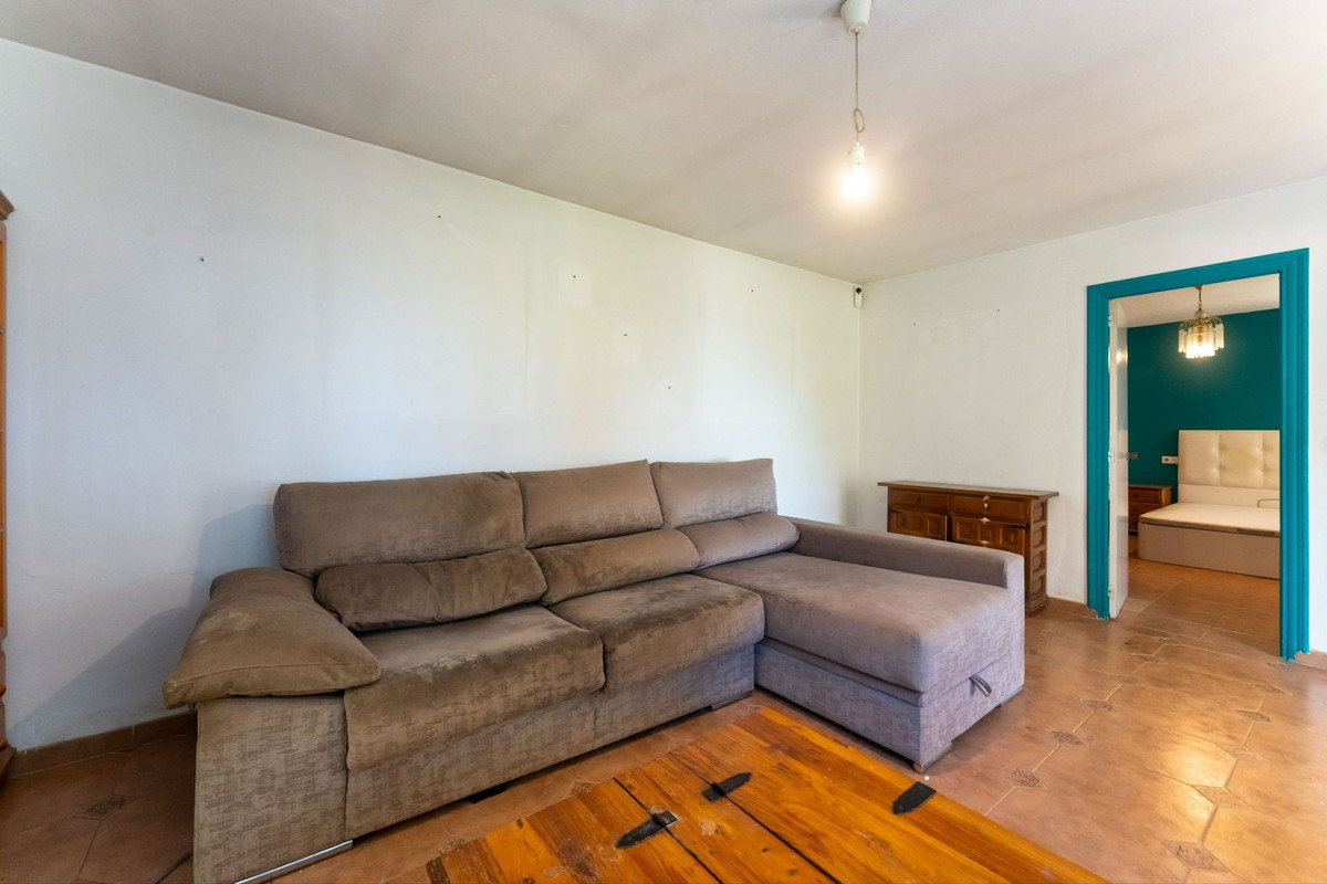 Se vende Finca - Cortijo de 2 dormitorios en Costa Del Sol, Málaga, España