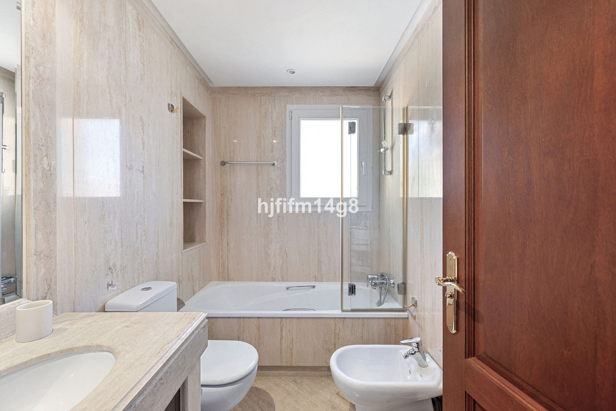 3 Bed Apartment for sale in Nueva Andalucía Costa Del Sol, Málaga, Spain