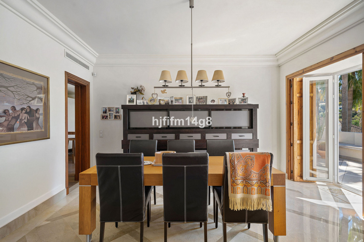 3 Bed Apartment for sale in Nueva Andalucía Costa Del Sol, Málaga, Spain