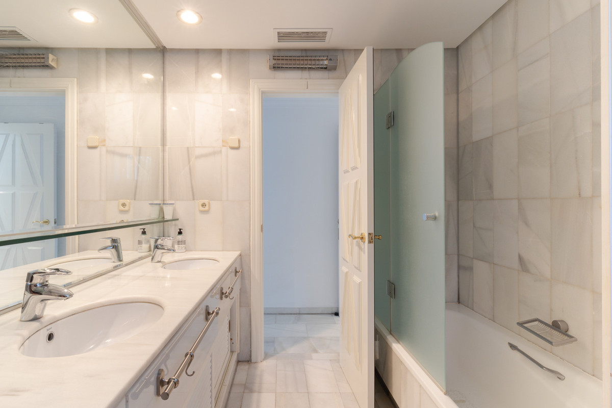 Se vende Ático Dúplex de 4 dormitorios en Costa Del Sol, Málaga, España