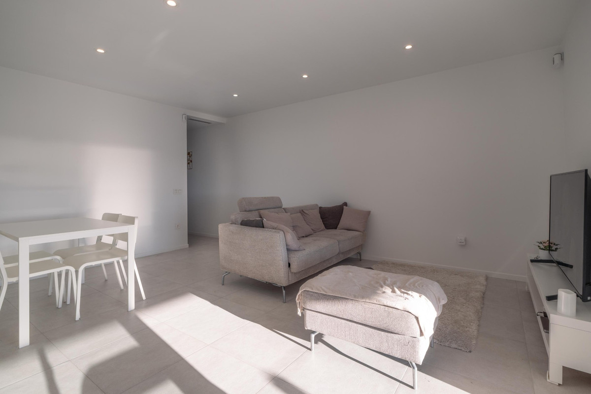 1 Bed Apartment for sale in Playa Flamenca Costa Blanca, Alicante, Spain