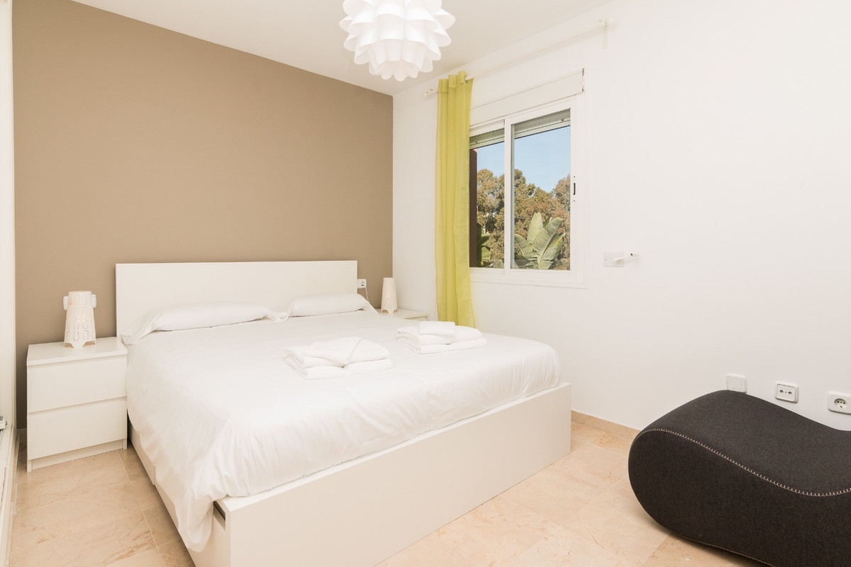 Se vende Apartamento Planta Media de 1 dormitorios en Costa Del Sol, Málaga, España