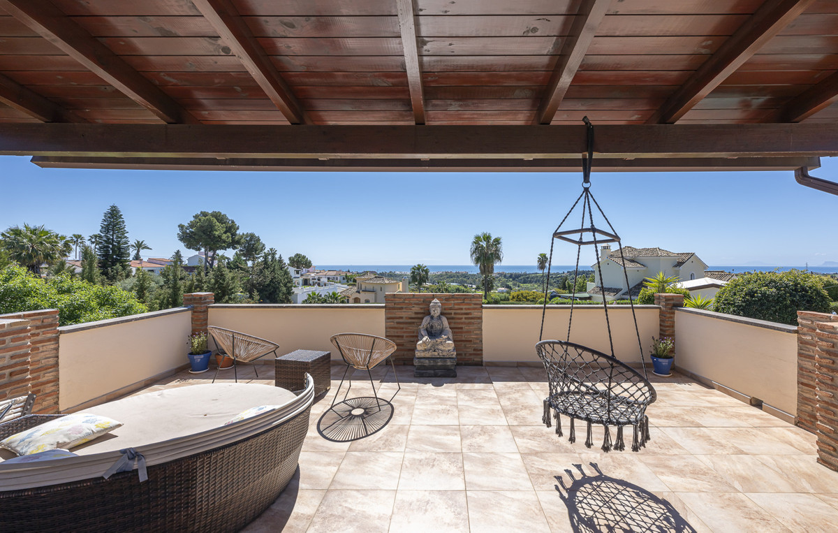 6 Bed Townhouse for sale in Estepona Costa Del Sol, Málaga, Spain