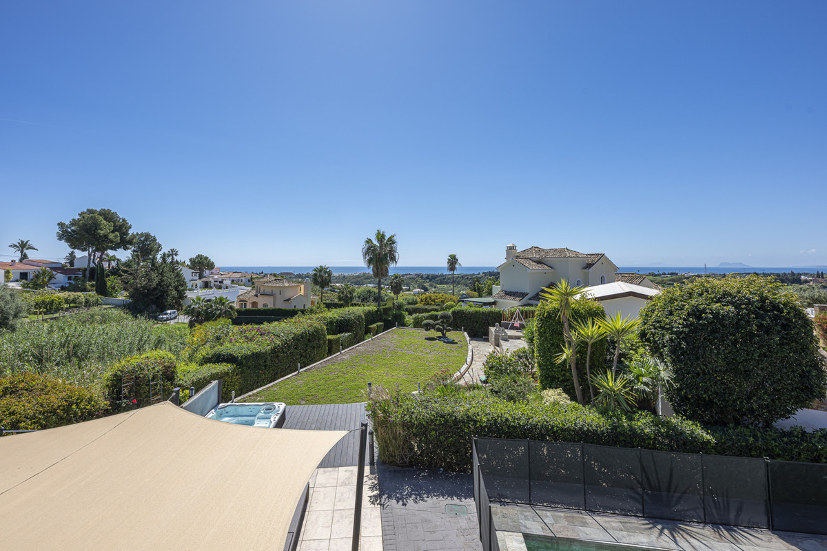 6 Bed Townhouse for sale in Estepona Costa Del Sol, Málaga, Spain