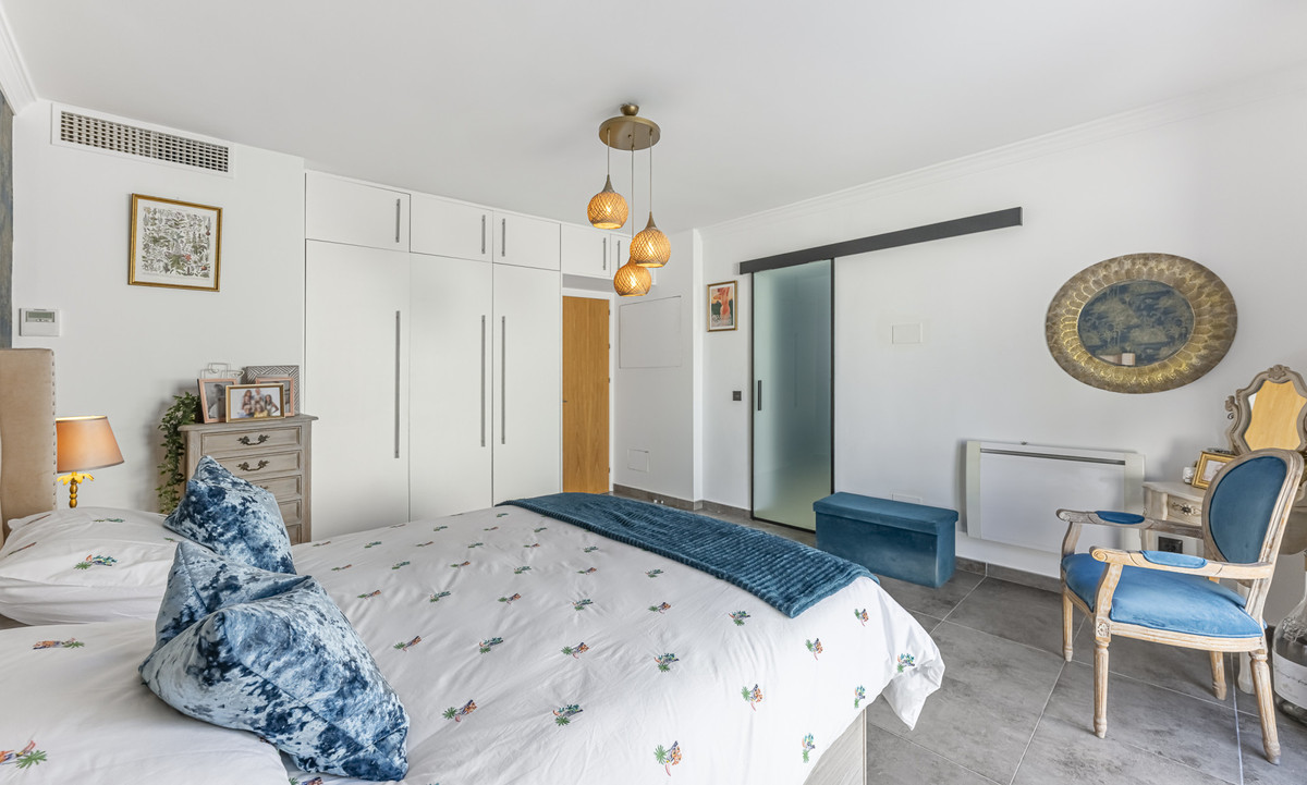 6 Bed Townhouse for sale in Estepona Costa Del Sol, Málaga, Spain