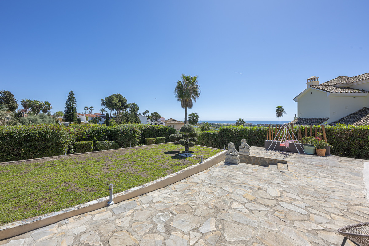 6 Bed Townhouse for sale in Estepona Costa Del Sol, Málaga, Spain