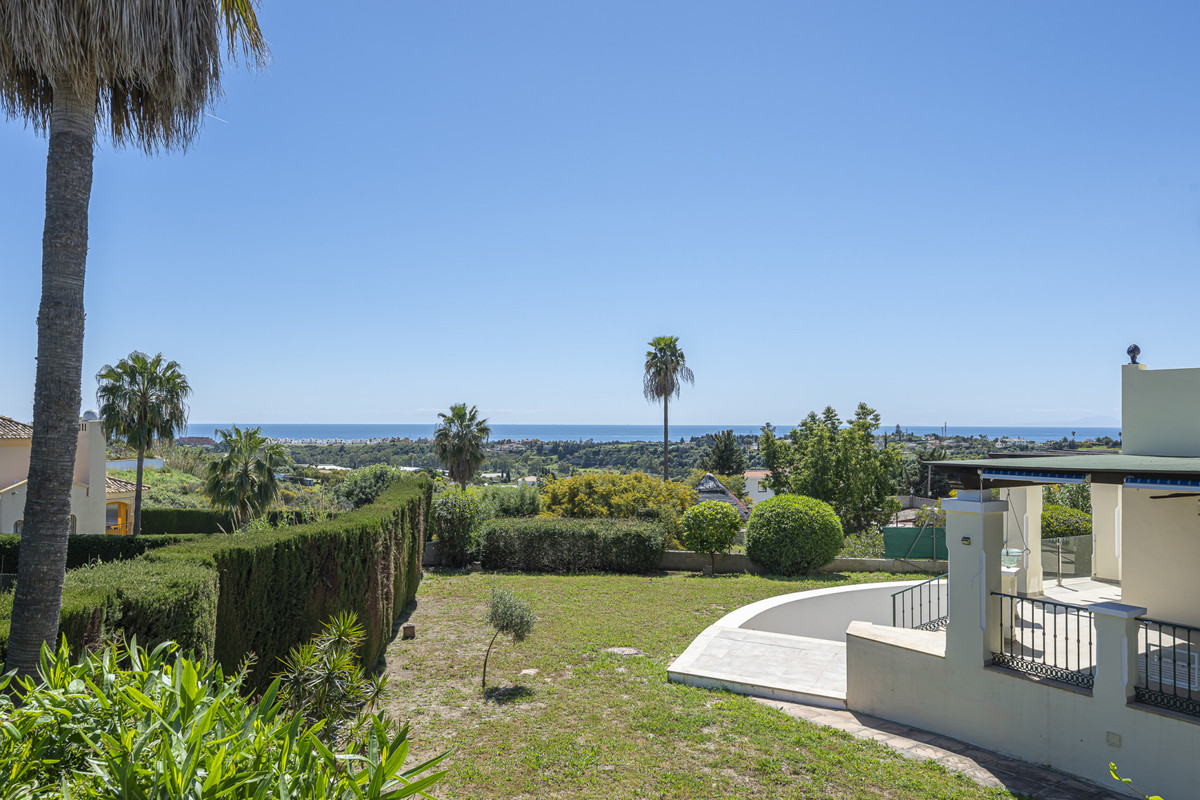 6 Bed Townhouse for sale in Estepona Costa Del Sol, Málaga, Spain