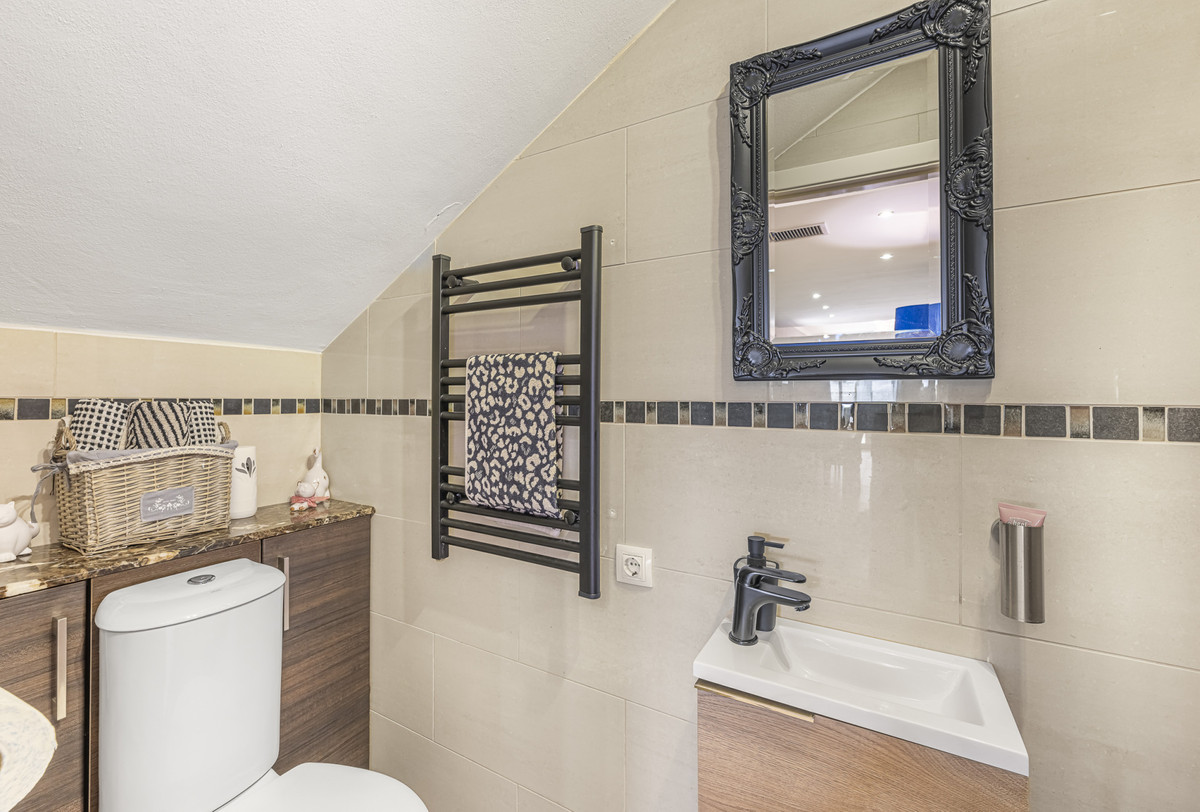 6 Bed Townhouse for sale in Estepona Costa Del Sol, Málaga, Spain