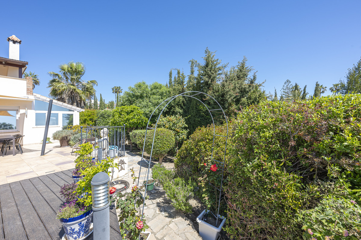 6 Bed Townhouse for sale in Estepona Costa Del Sol, Málaga, Spain