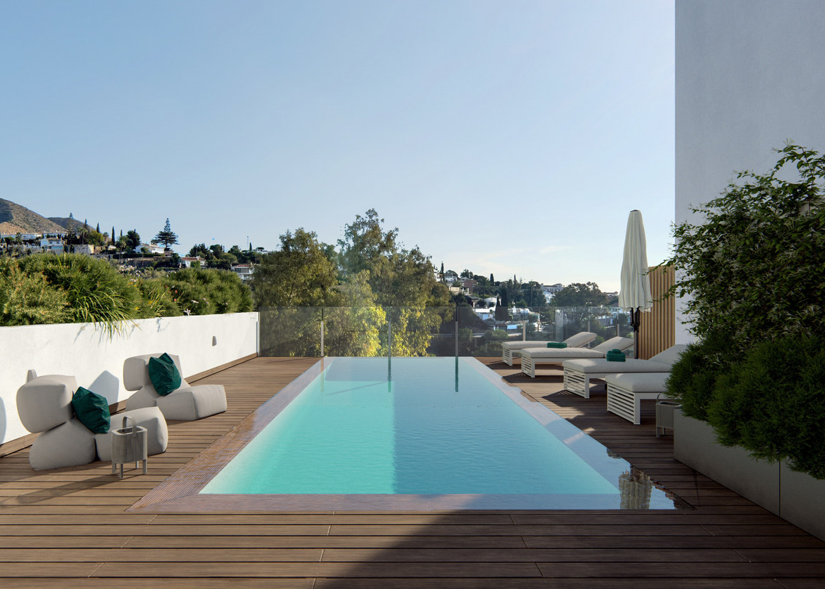 3 Bed Apartment for sale in Torreblanca Costa Del Sol, Málaga, Spain