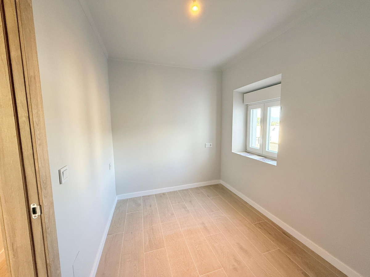 Se vende Finca - Cortijo de 3 dormitorios en Costa Del Sol, Málaga, España