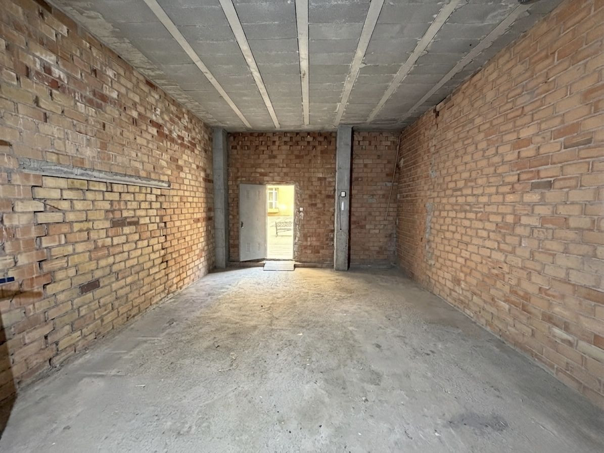 Se vende Local comercial de 2 dormitorios en Costa Del Sol, Málaga, España