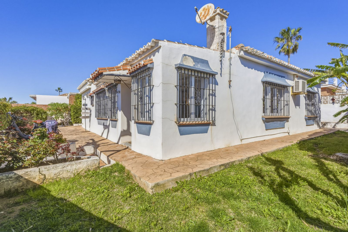 Se vende Bungalow de 3 dormitorios en Costa Del Sol, Málaga, España