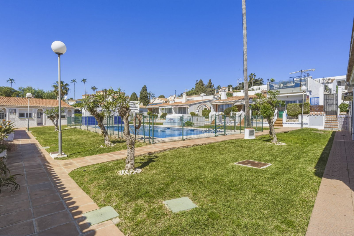 Se vende Bungalow de 3 dormitorios en Costa Del Sol, Málaga, España