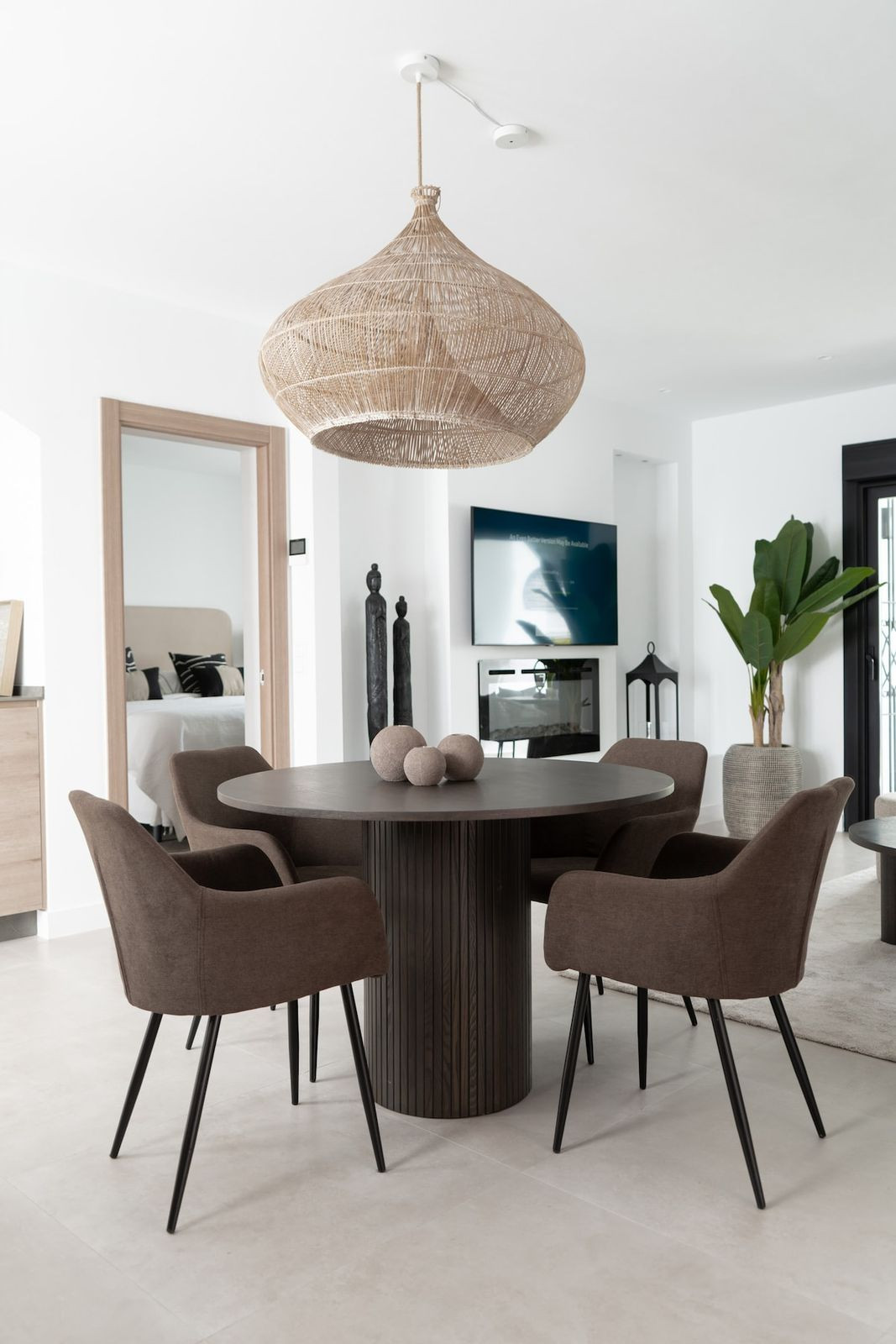 2 Bed Apartment for sale in Nueva Andalucía Costa Del Sol, Málaga, Spain