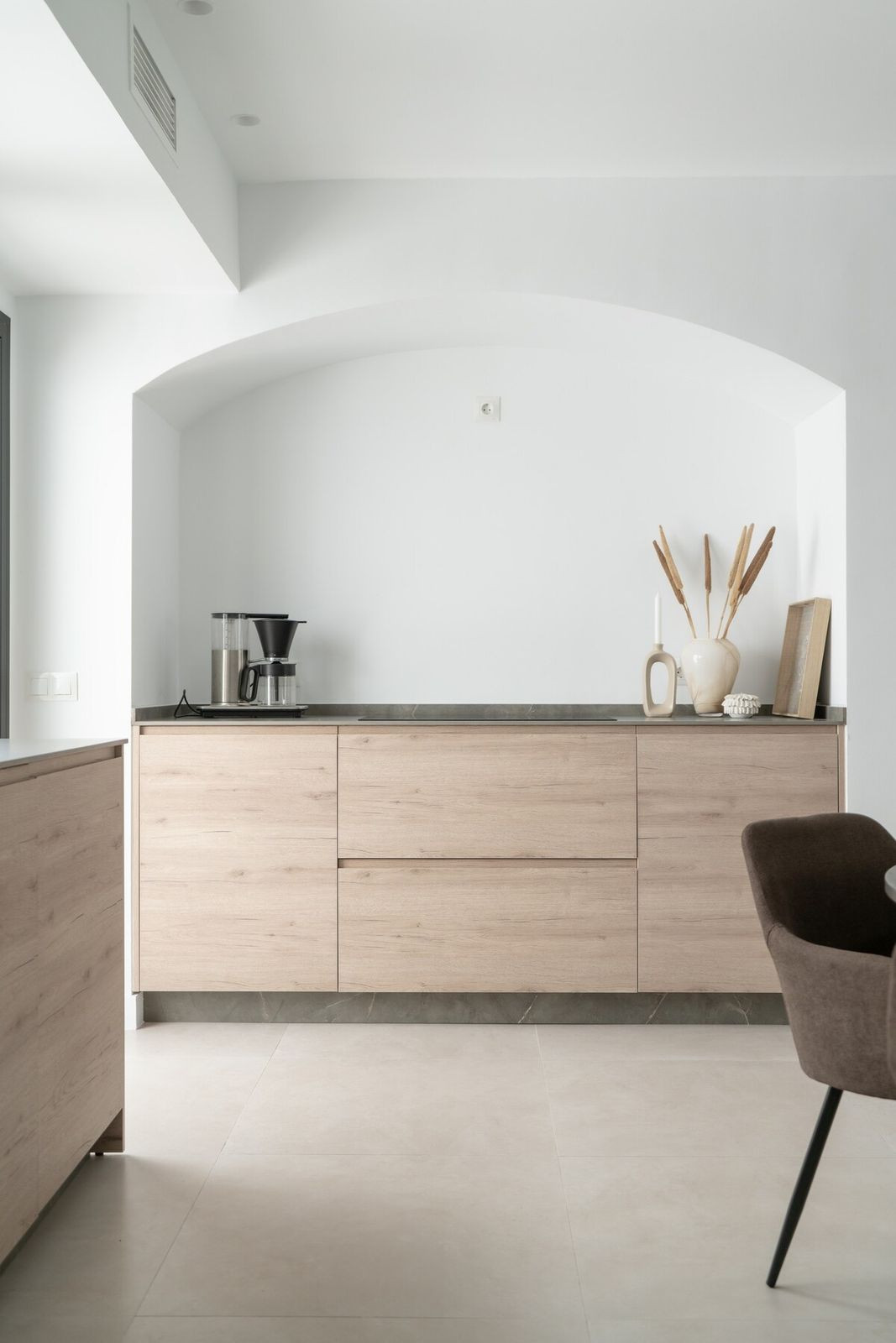 2 Bed Apartment for sale in Nueva Andalucía Costa Del Sol, Málaga, Spain
