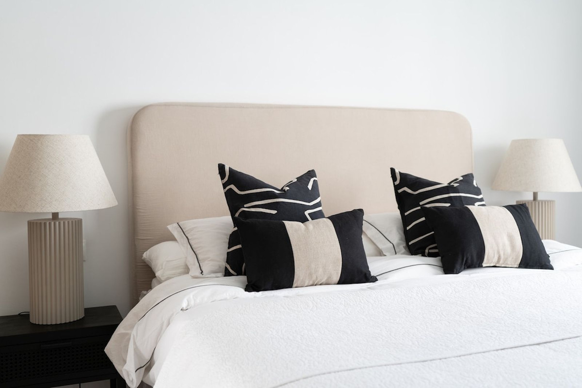 2 Bed Apartment for sale in Nueva Andalucía Costa Del Sol, Málaga, Spain